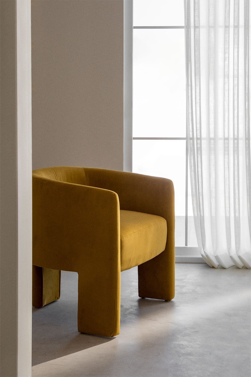 Xastru velvet armchair, gallery image 1