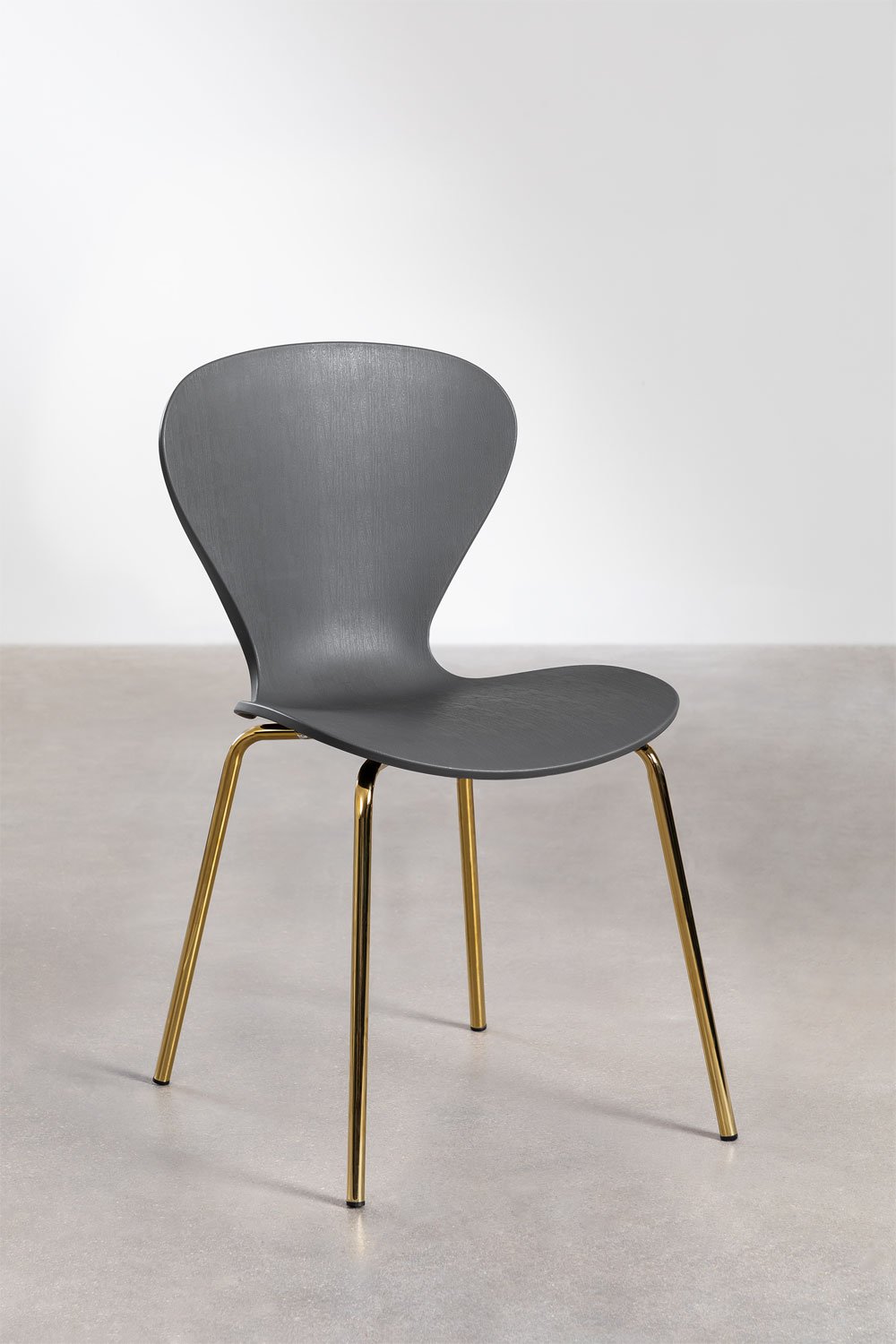 Uit pack of 4 stackable dining chairs, gallery image 1