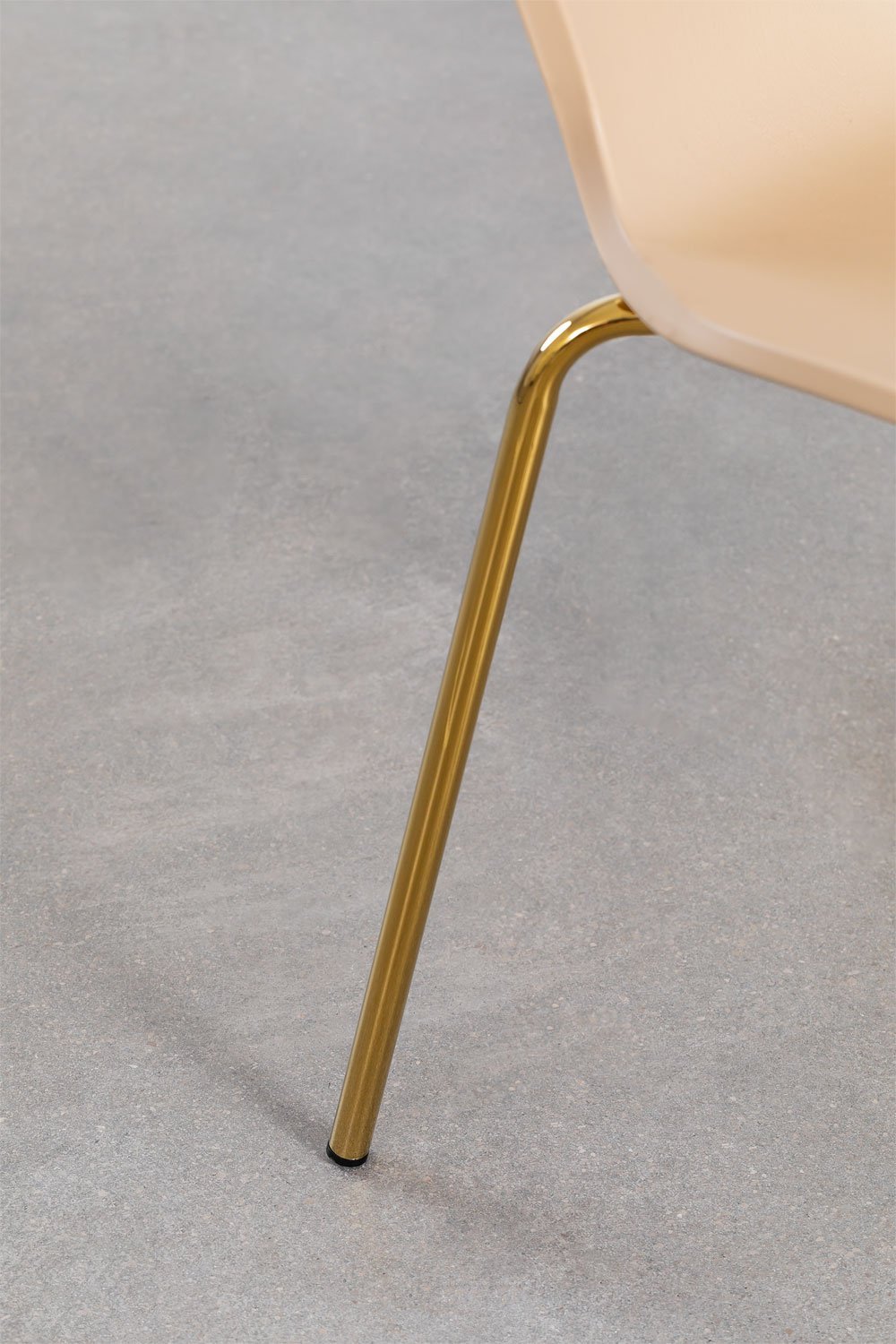 Uit pack of 4 stackable dining chairs, gallery image 5