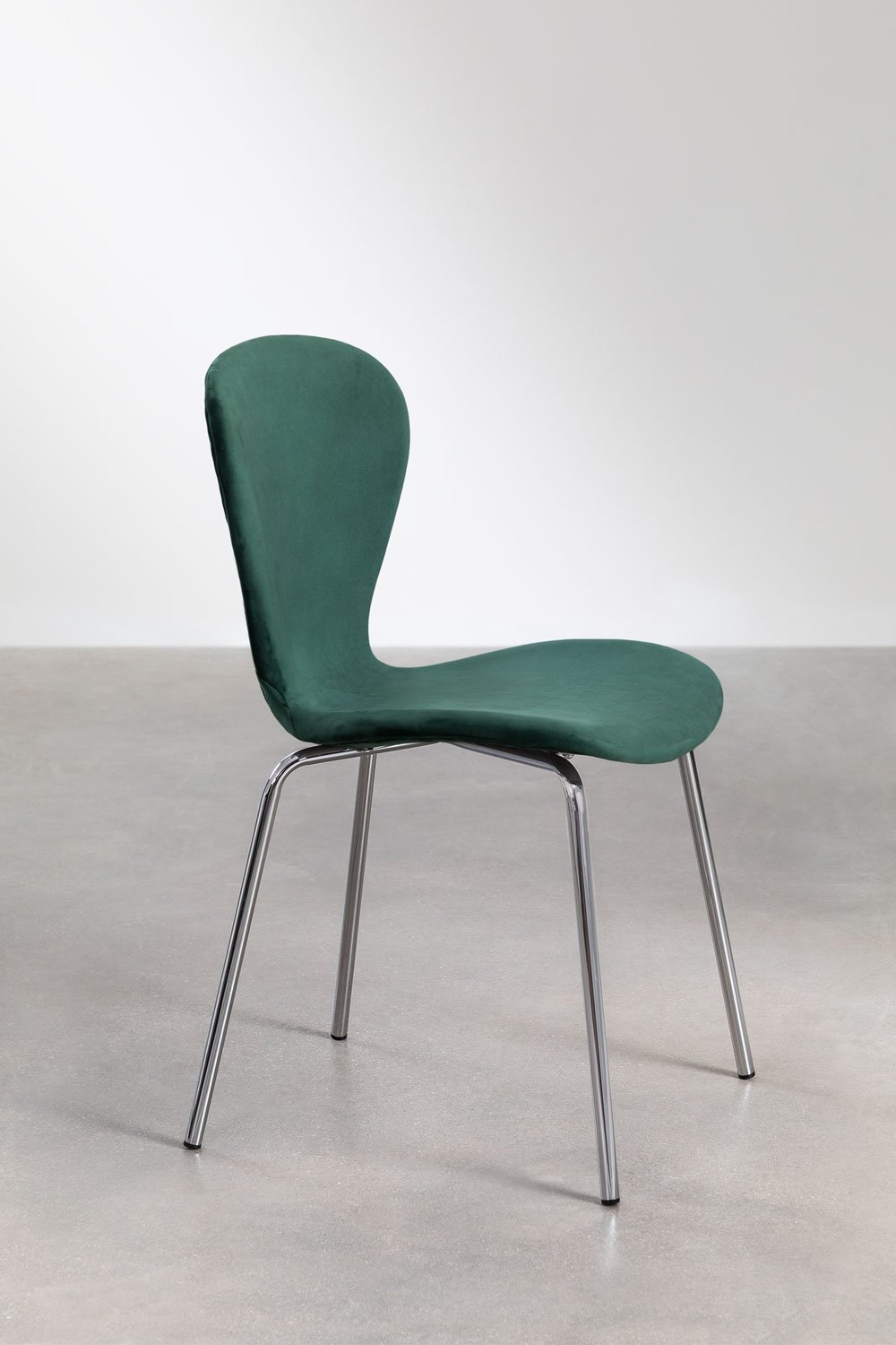 Uit pack of 4 stackable velvet dining chairs, gallery image 3