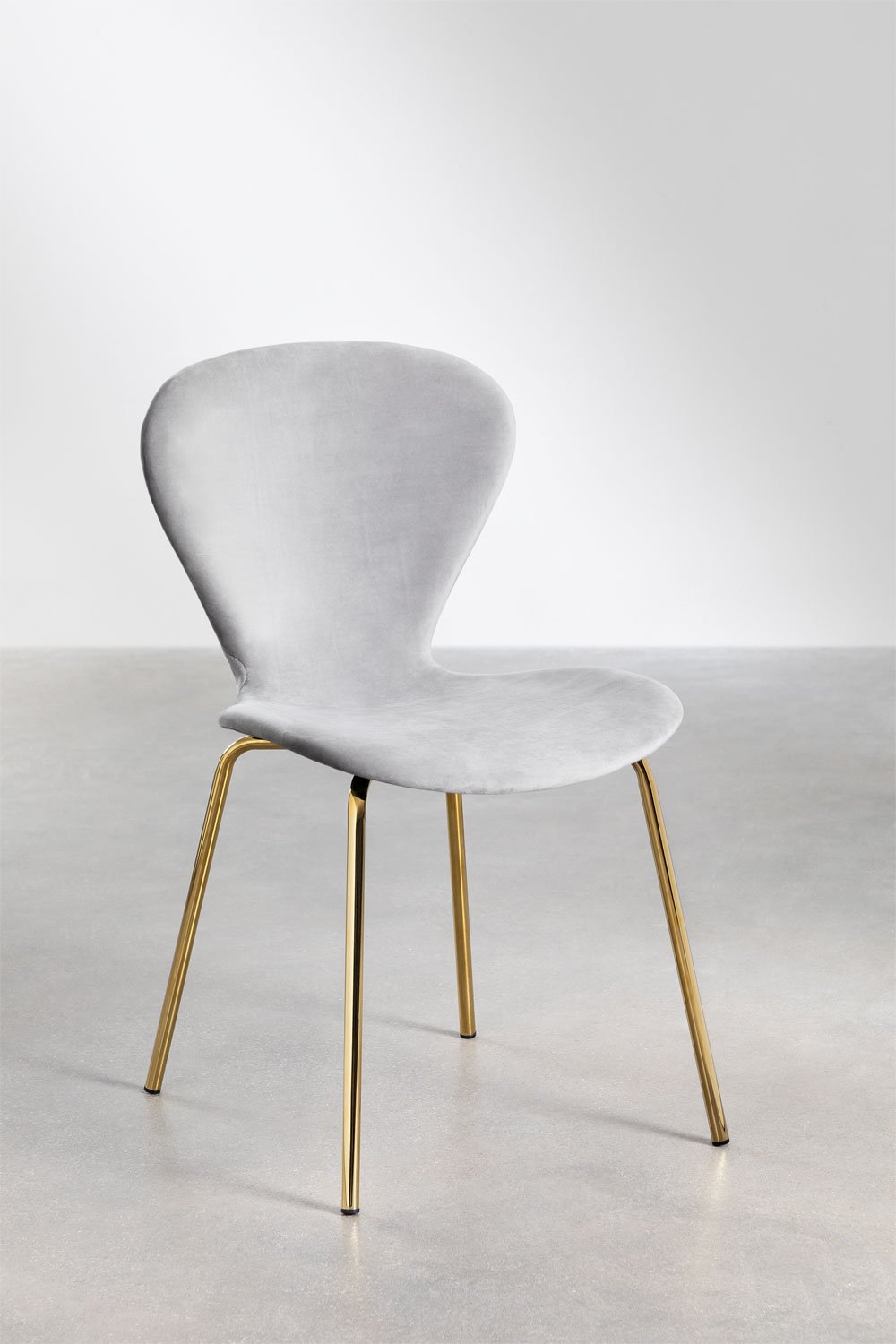 Uit pack of 4 stackable velvet dining chairs, gallery image 2