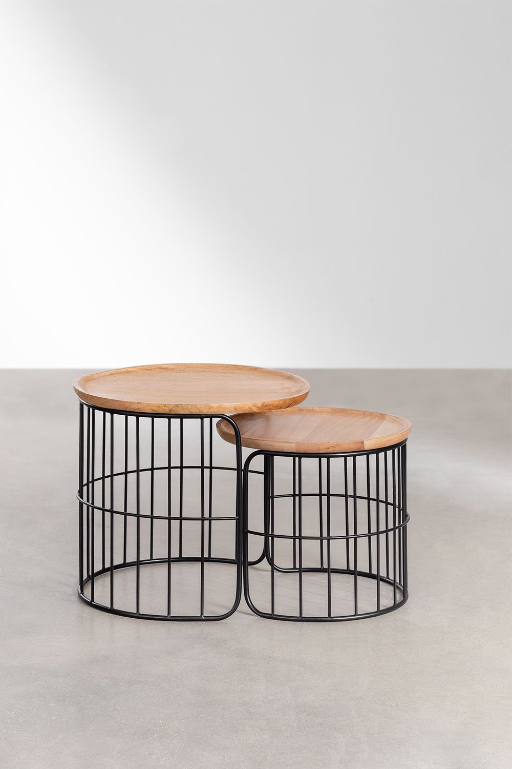 Round nesting tables in Ound mango wood  , gallery image 2