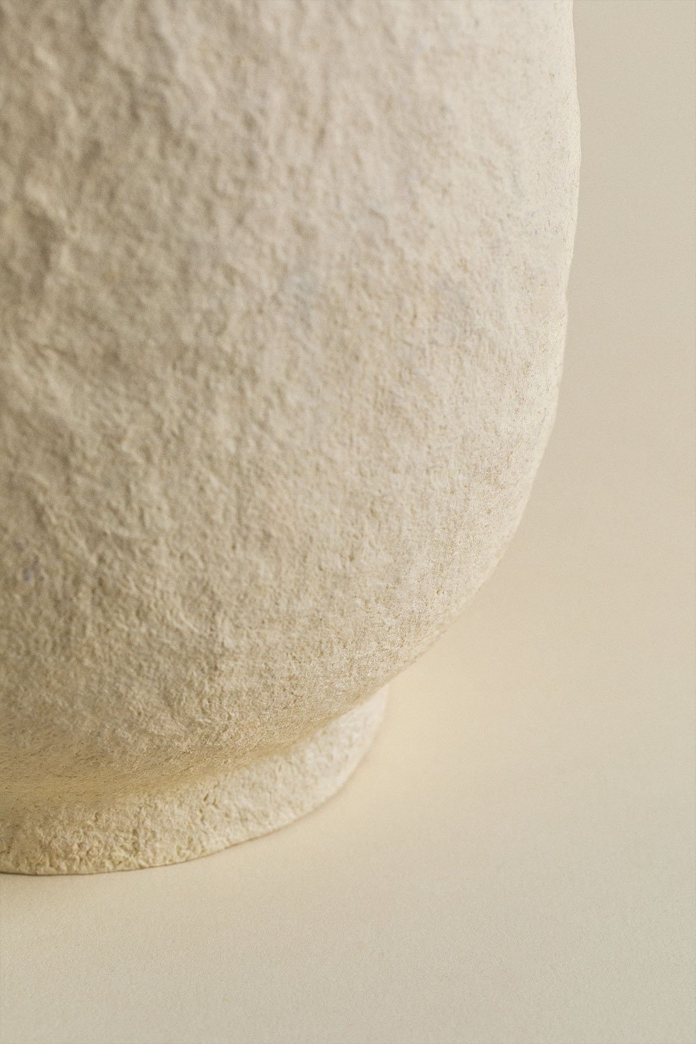 Decorative handcrafted vase in Reynolds papier-mâché, gallery image 4