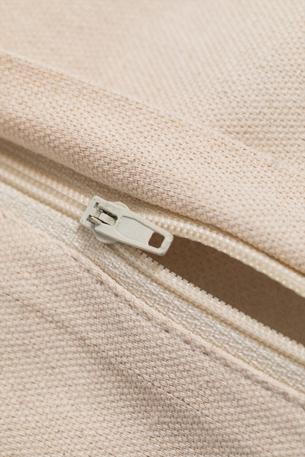 Square Cotton Cushion (43 x 43 cm) Plui, gallery image 6