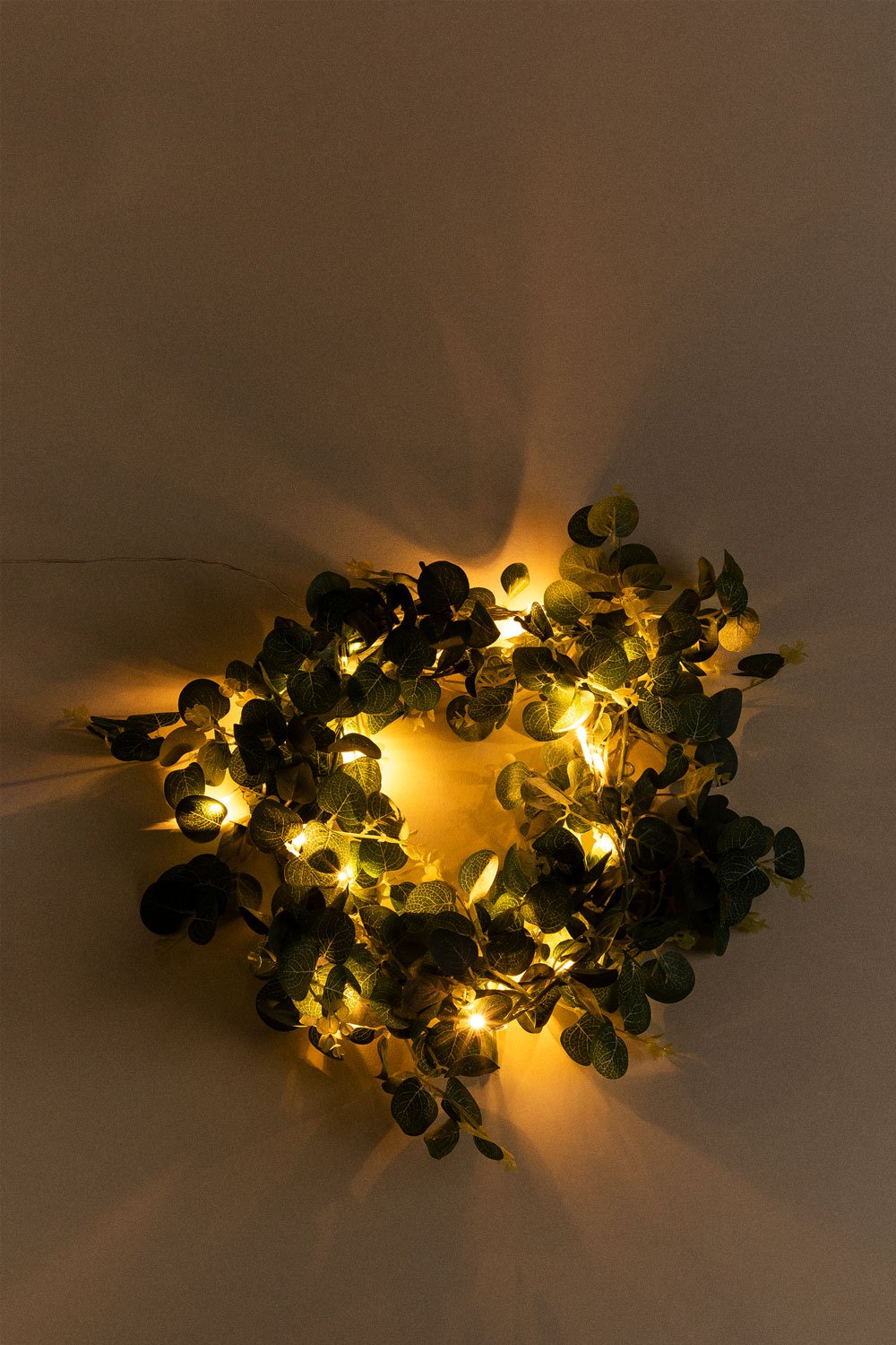 Eucaliptus Leaves LED (2,10 mts) Gwyneth, gallery image 1