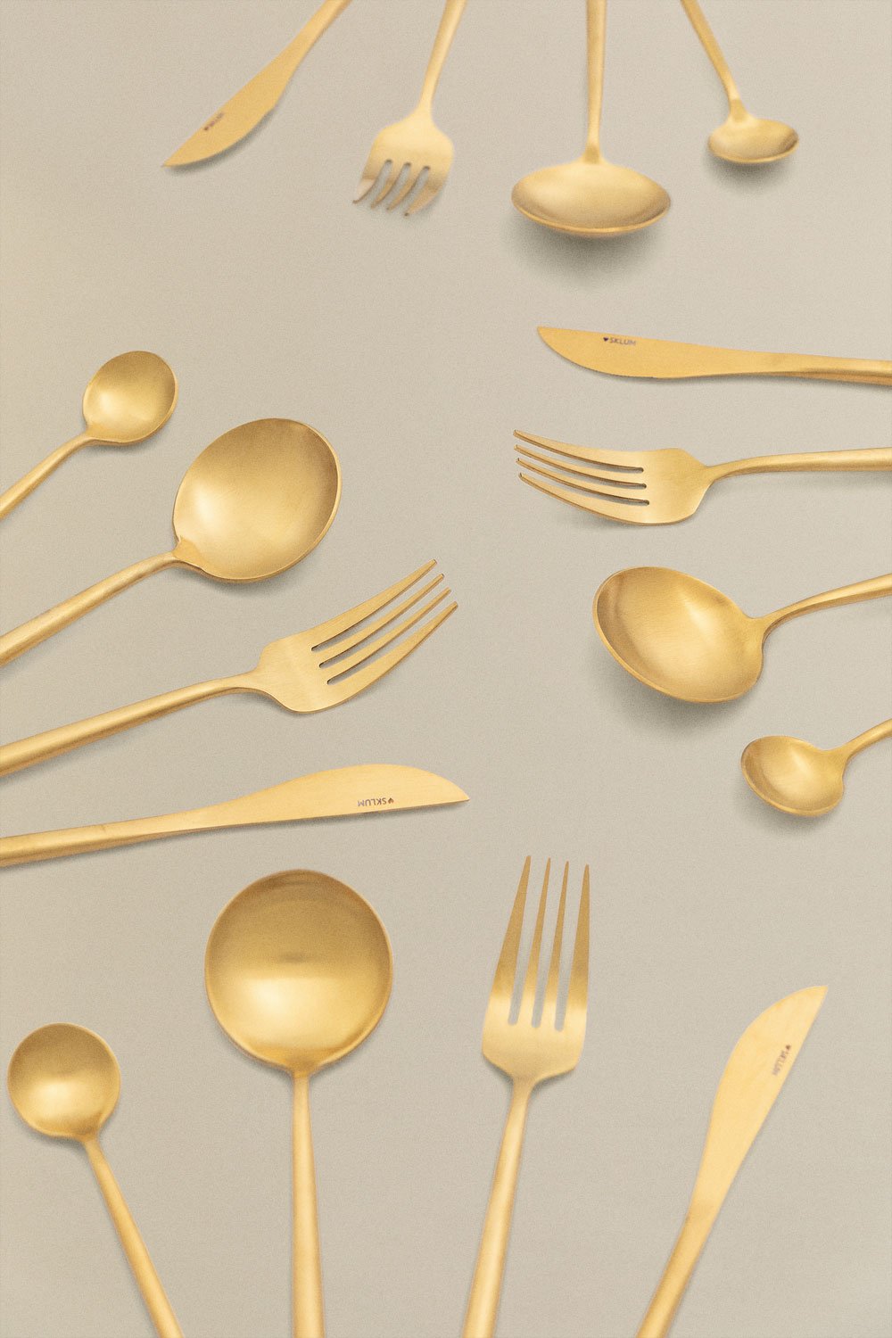 16 pieces Matte Metallic Cutlery Noya, gallery image 1