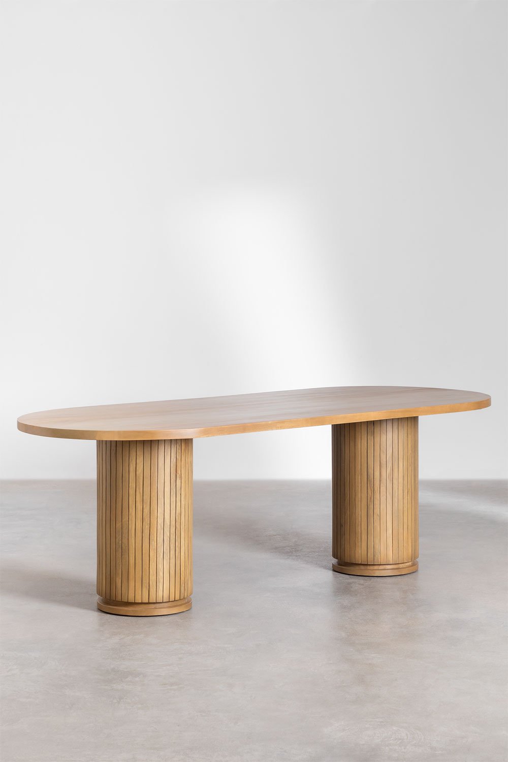 Analis Mango Wood Oval Dining Table, gallery image 2