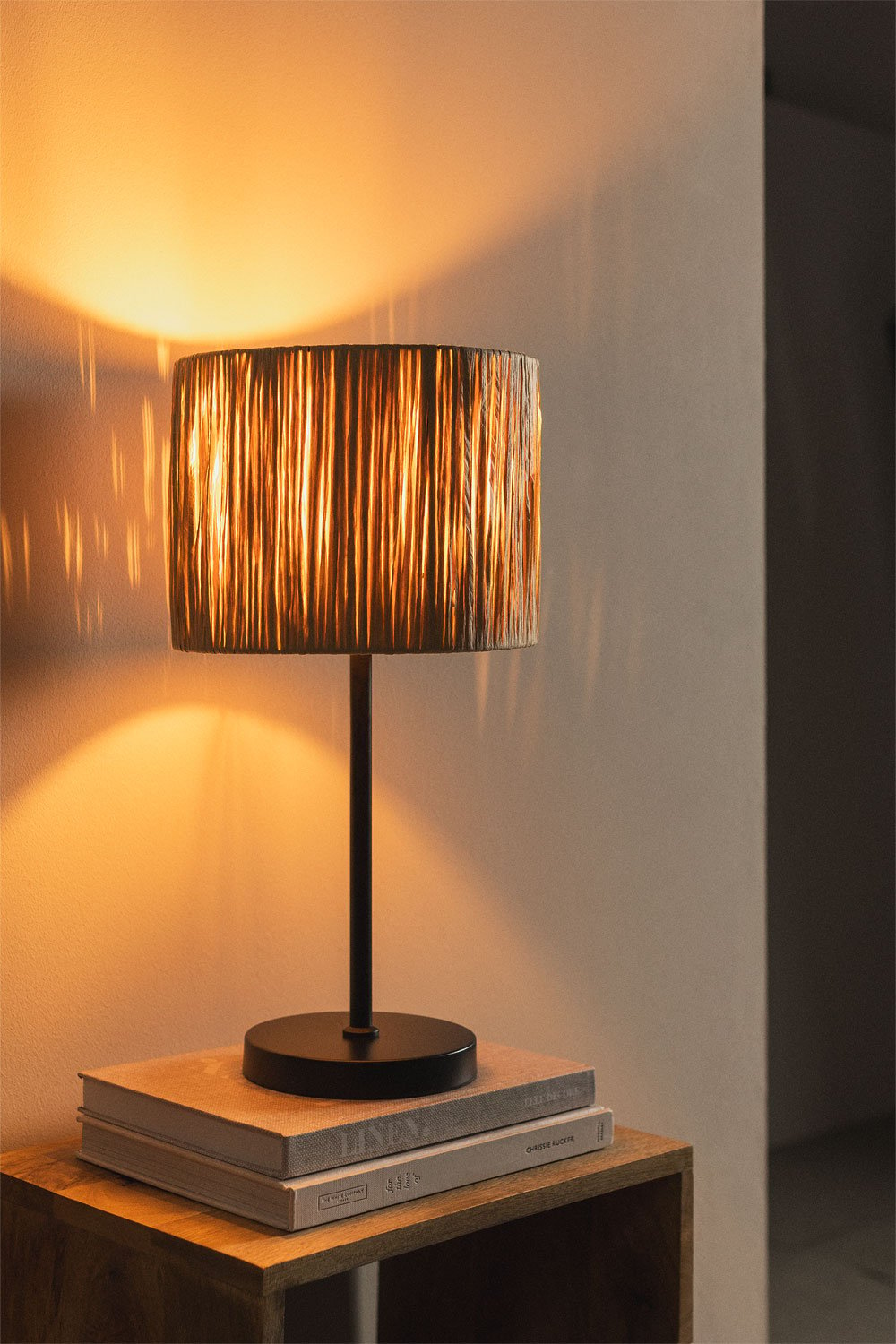 Casandra braided paper and iron table lamp, gallery image 2