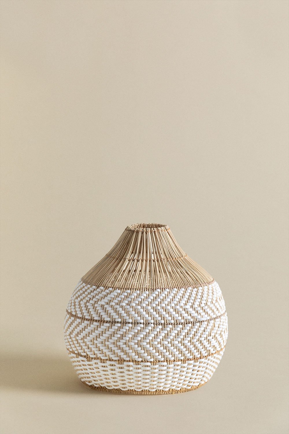 Llaury lampshade, gallery image 2