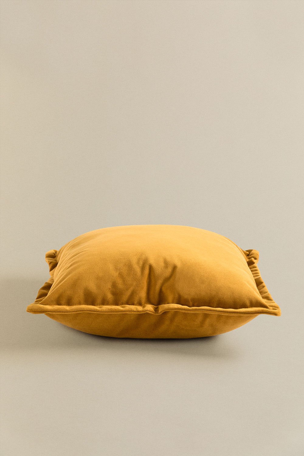 Square Velvet Cushion (53x53 cm) Kata, gallery image 2