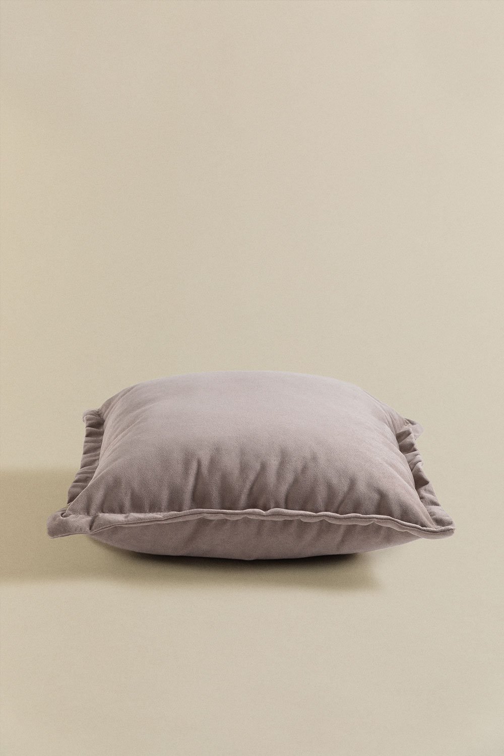 Square Velvet Cushion (53x53 cm) Kata, gallery image 2