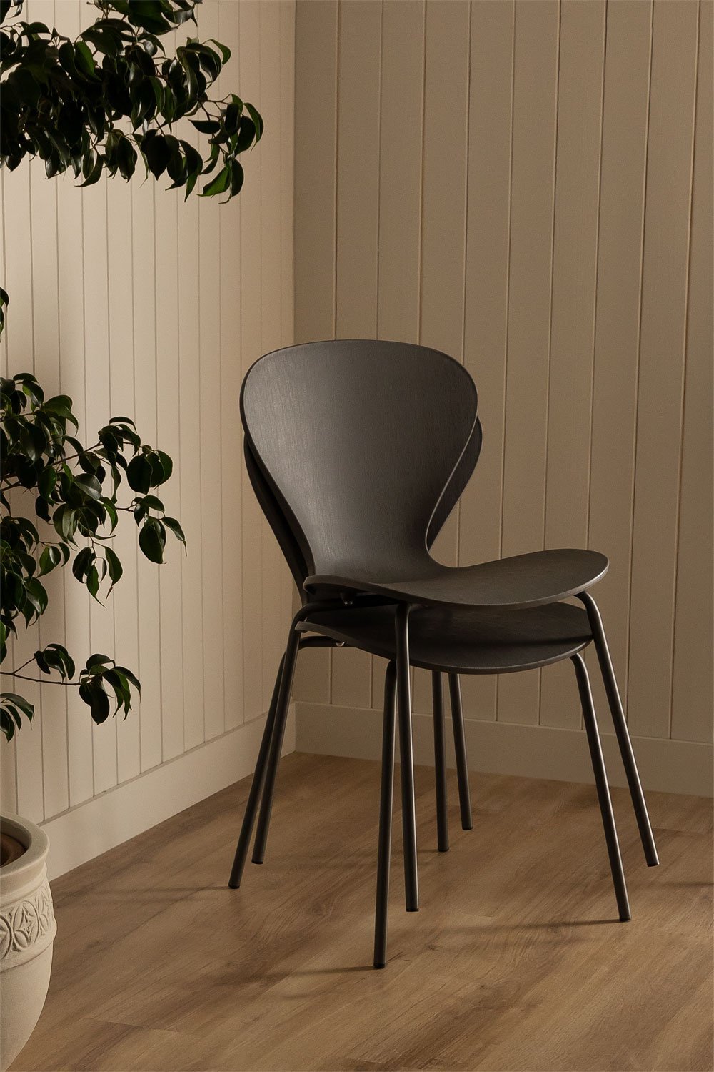 Uit Colors pack of 4 stackable dining chairs, gallery image 1