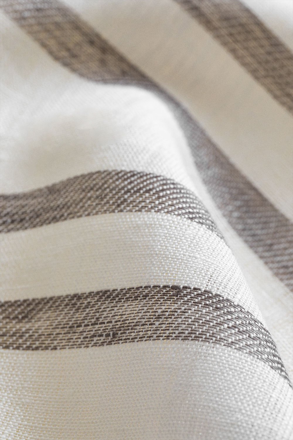 Set of 2 Isabella linen napkins, gallery image 5