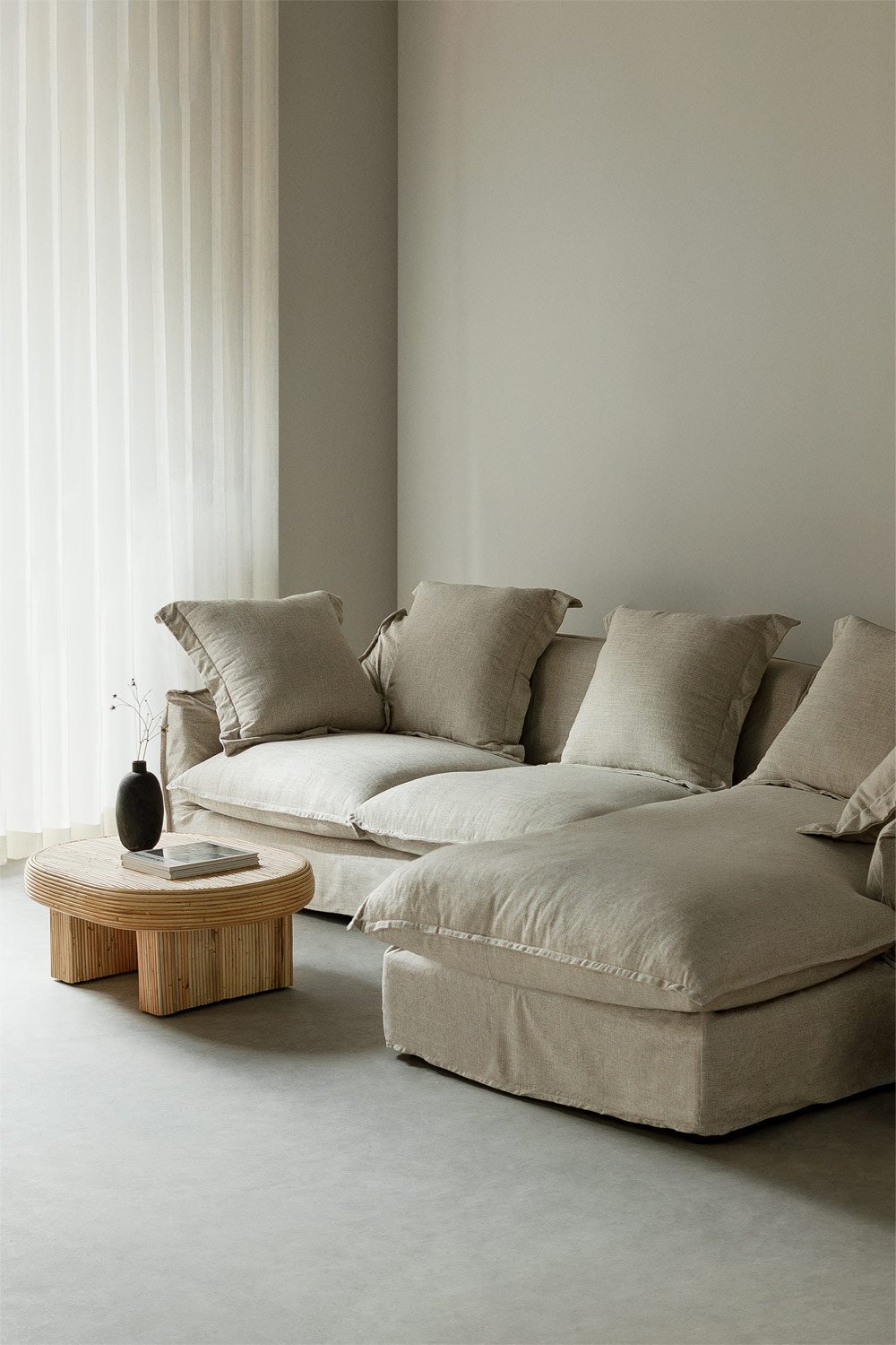 4 Seater Chaise Longue Sofa in Linen Kaylor, gallery image 1
