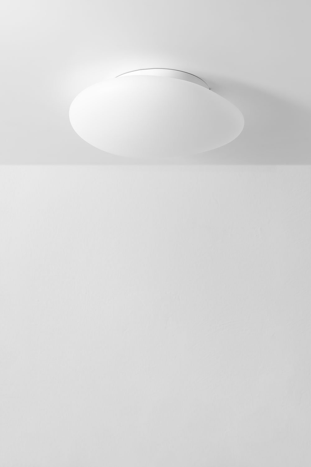 Maksim ceiliing lamp, gallery image 1