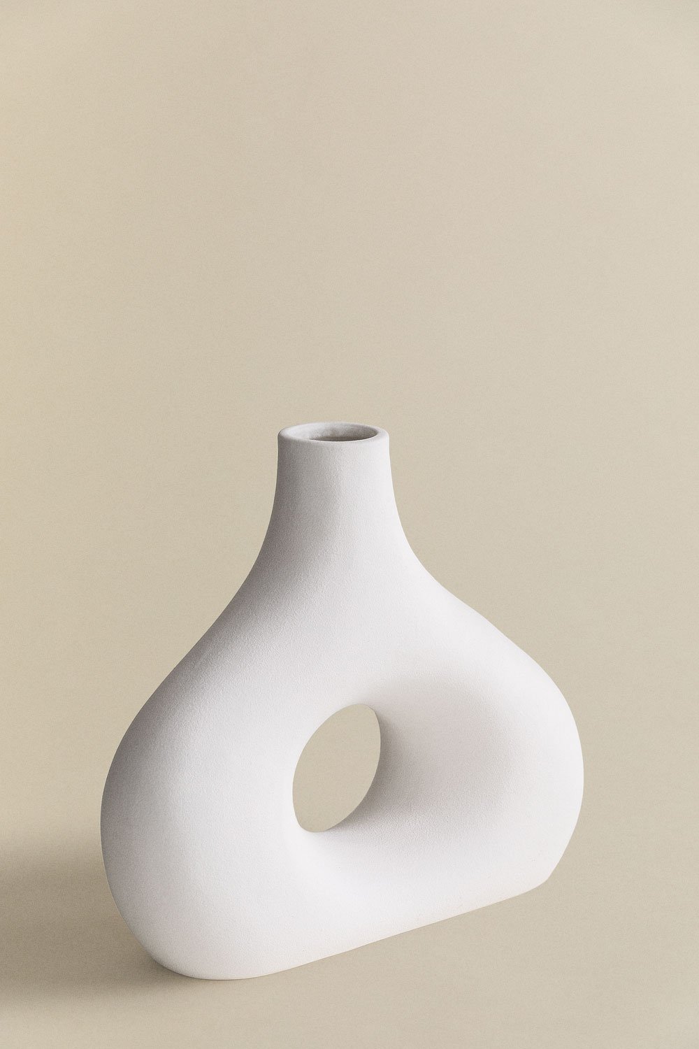 Sabel ceramic vase, gallery image 2