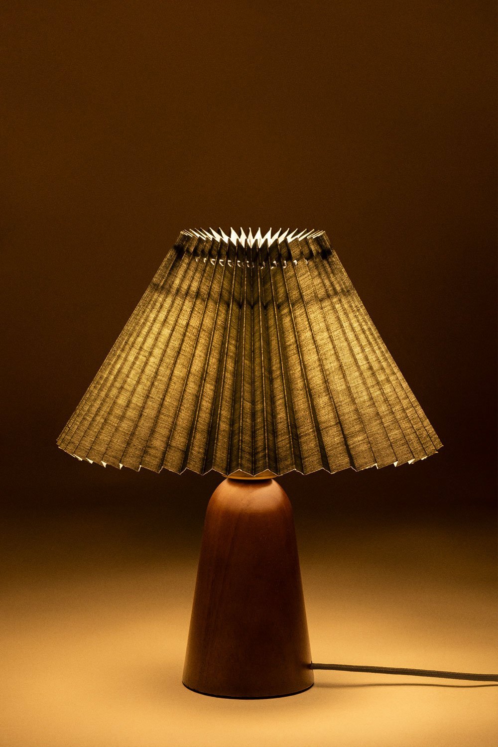 Jeremaia wooden table lamp, gallery image 4