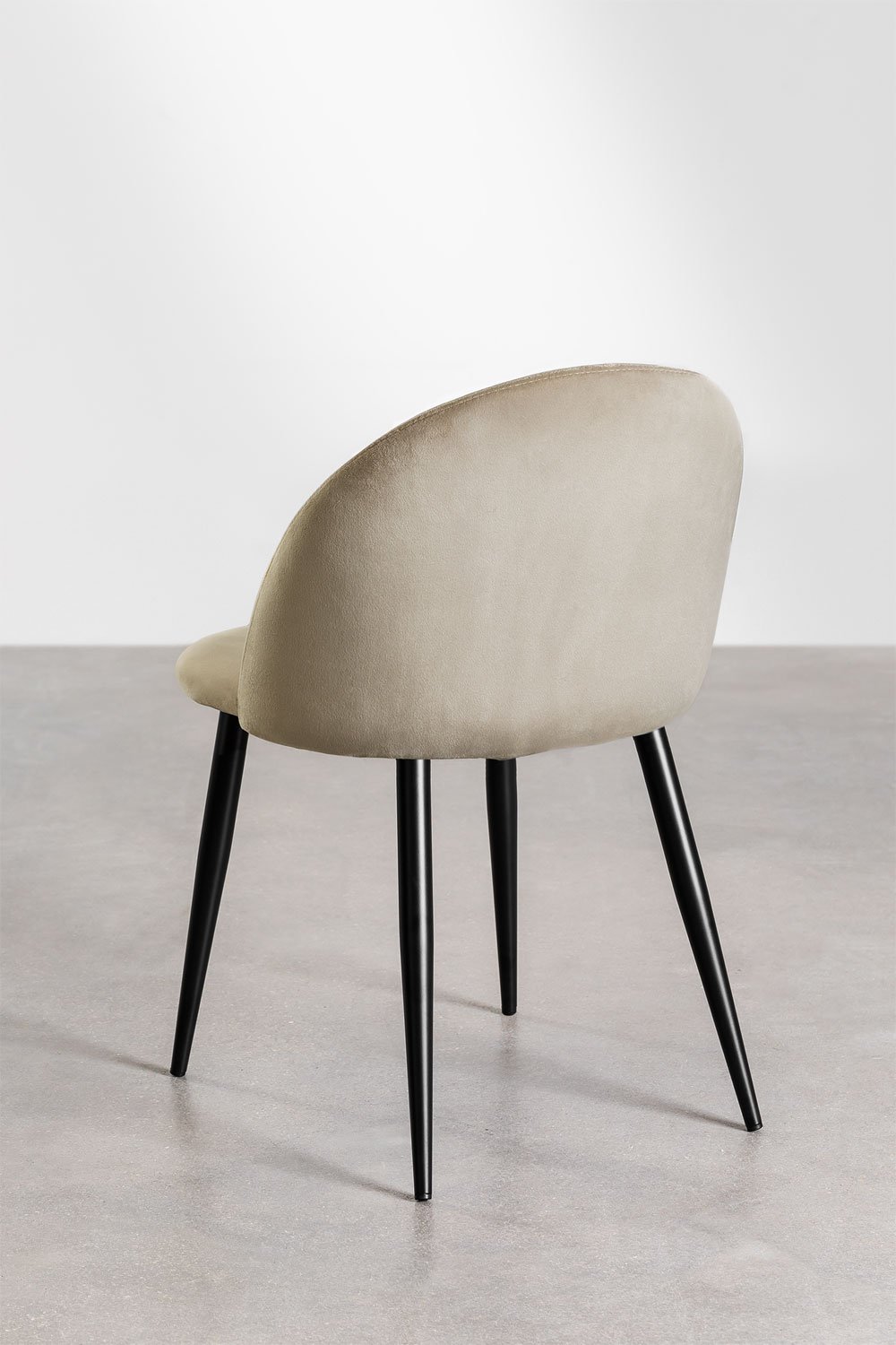 Kana velvet dining chair, gallery image 3