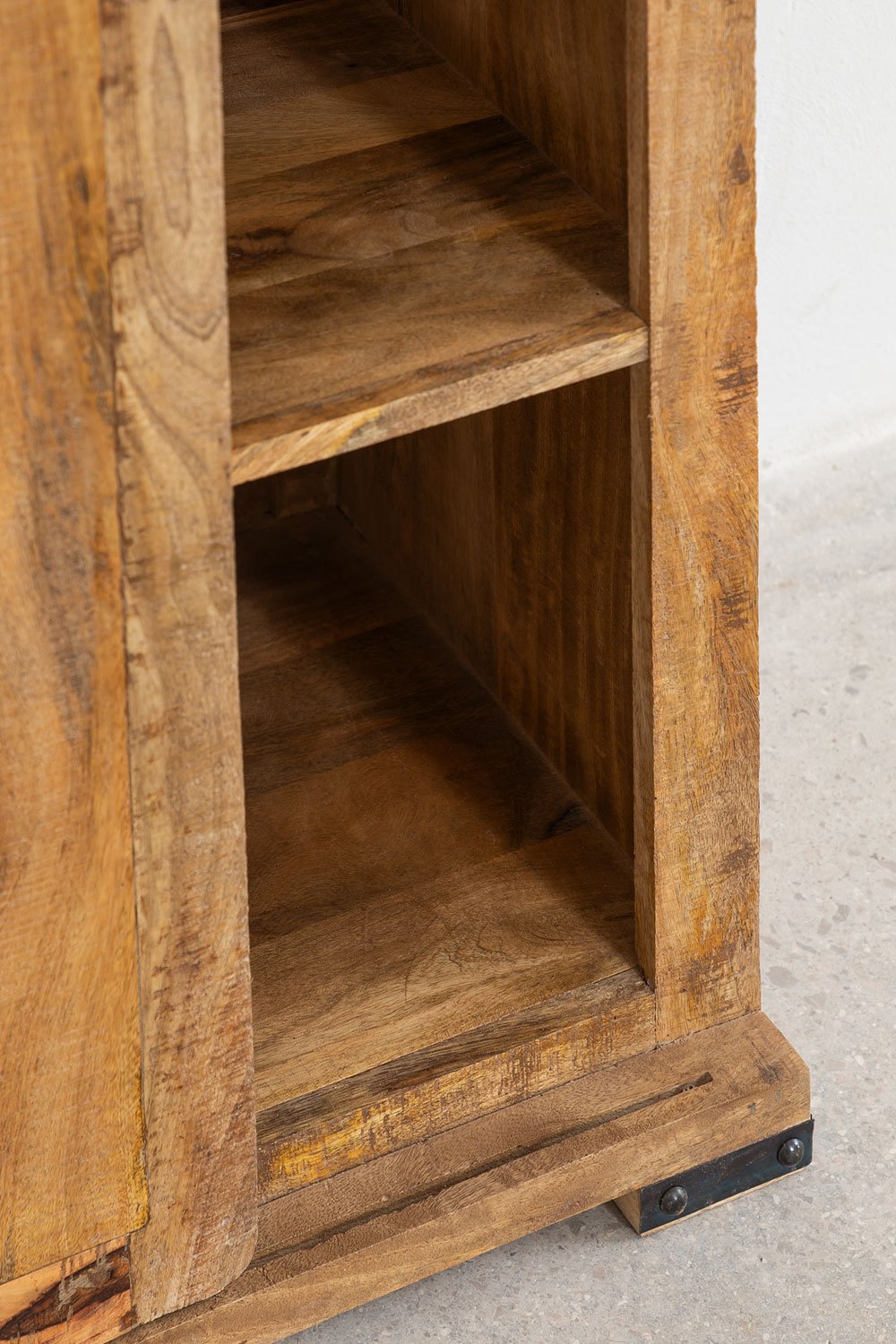 Uain mango wood cupboard with four drawers, gallery image 5