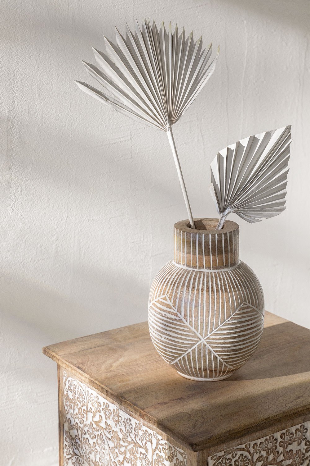 Mango Wood Vase Gelo, gallery image 1