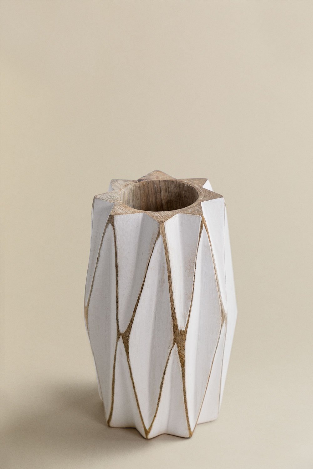 Moura mango wood vase, gallery image 2