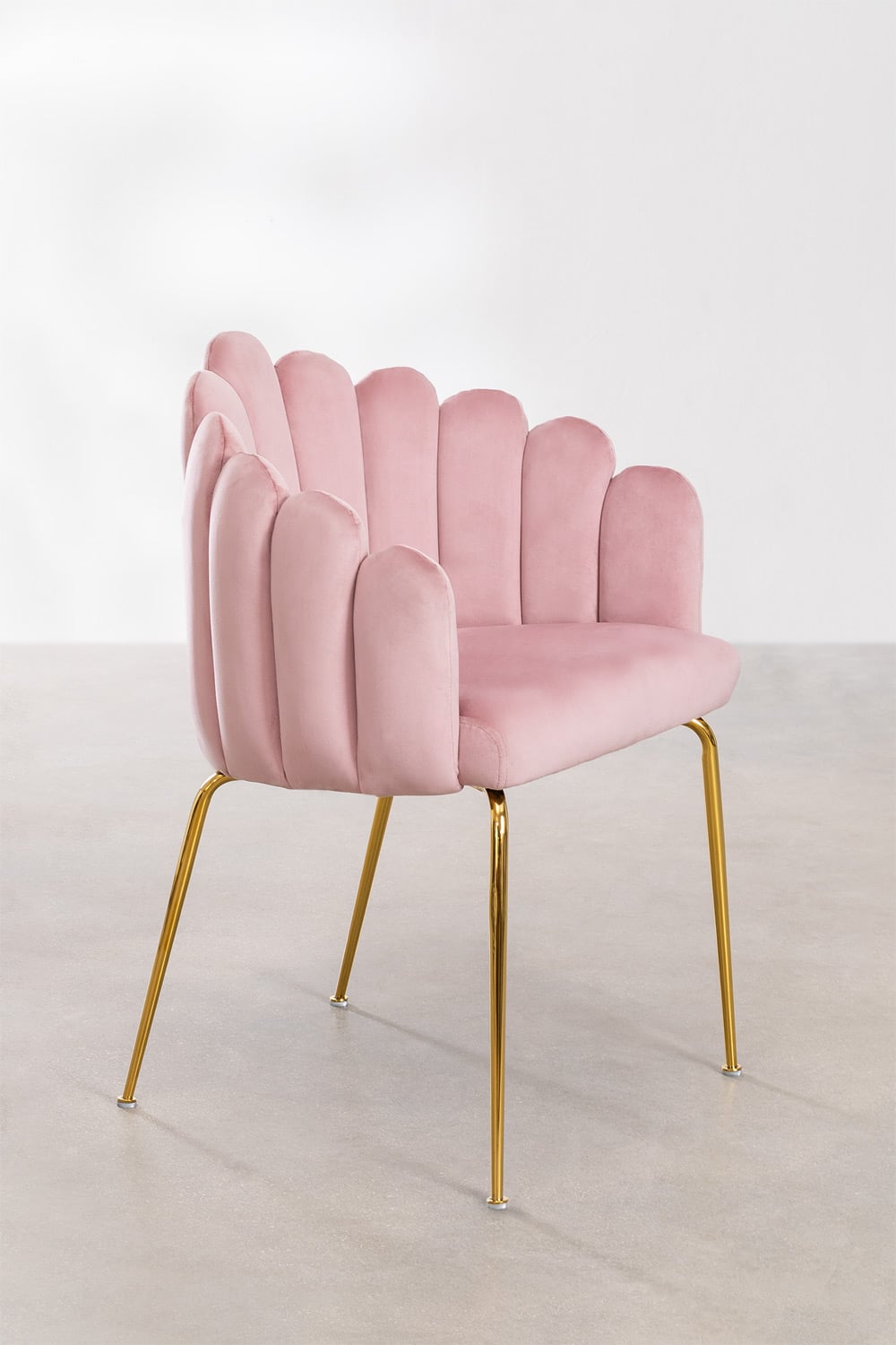 Set of 4 dining chairs with armrests in Markina velvet, gallery image 3