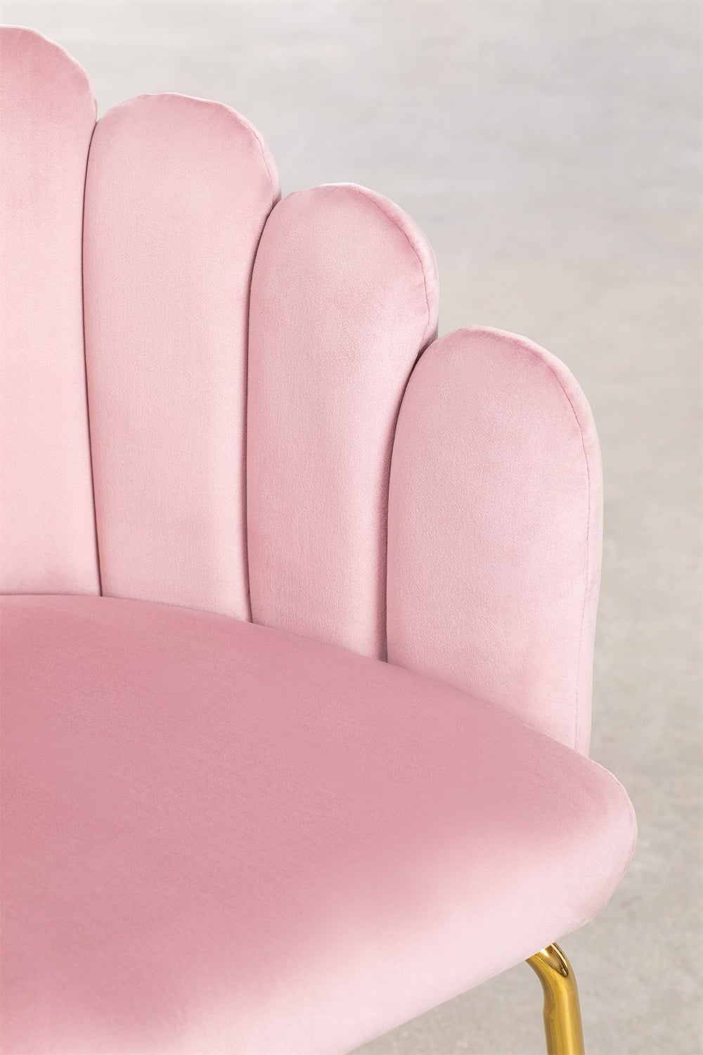 Set of 4 dining chairs with armrests in Markina velvet, gallery image 6