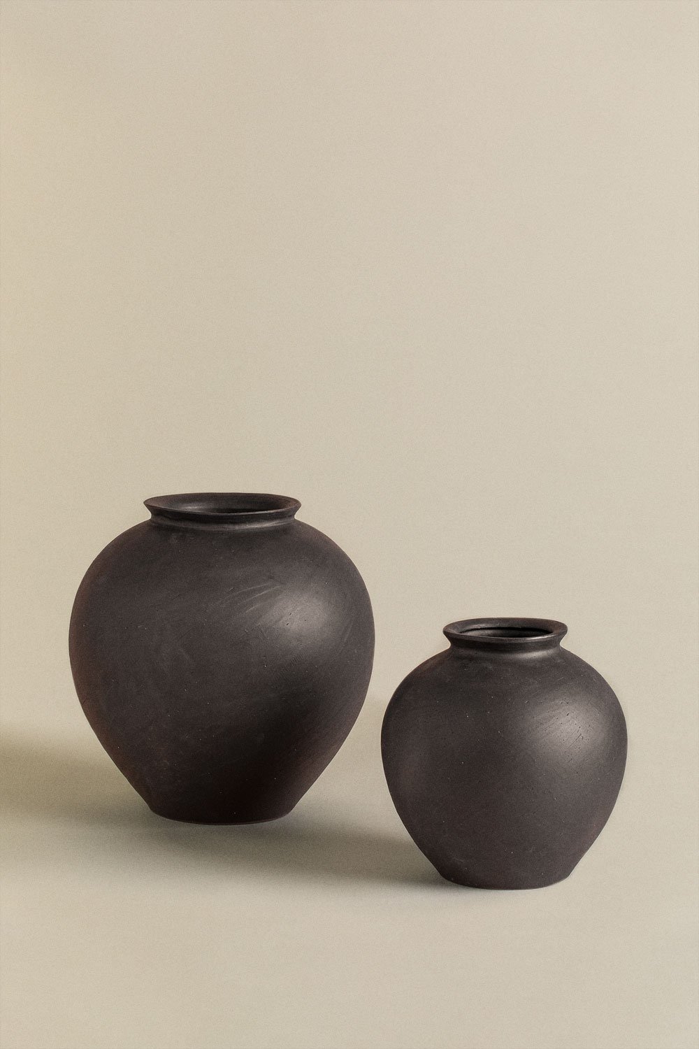 Kirsten ceramic vase, gallery image 6