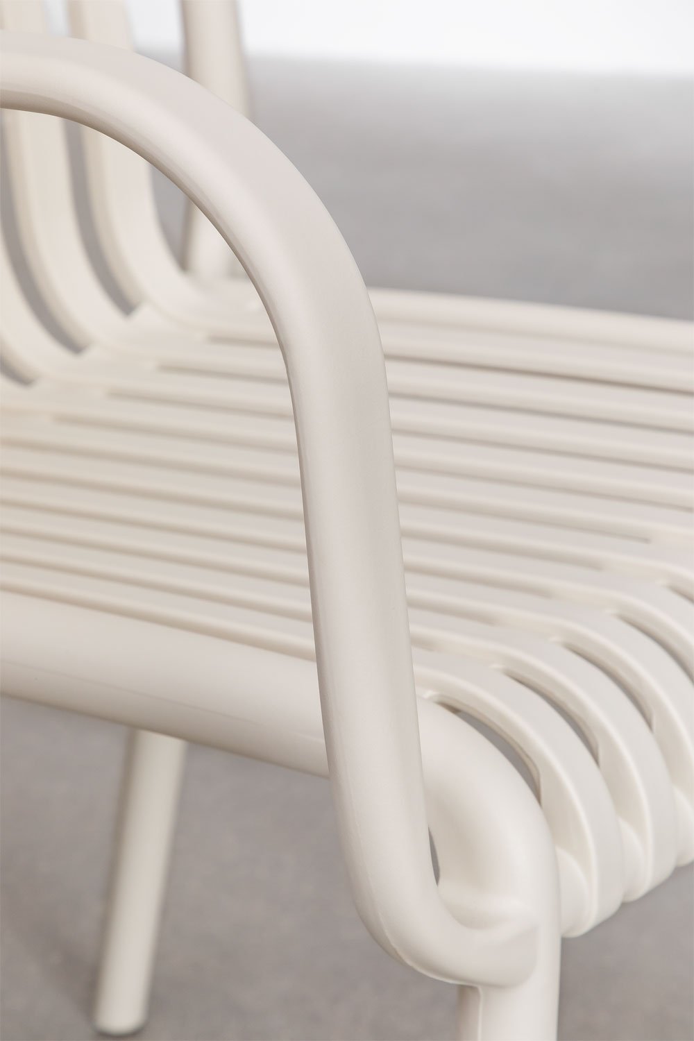 Wendell polypropylene garden chair with armrests, gallery image 7