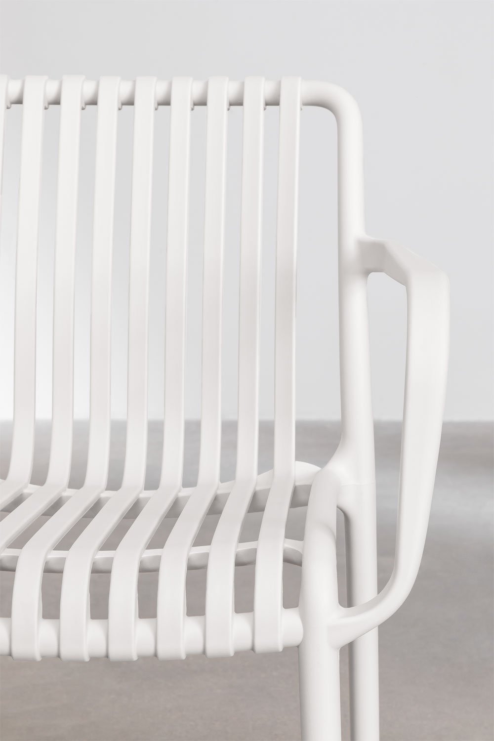 Pack of 2 Wendell polypropylene garden chairs with armrests, gallery image 5