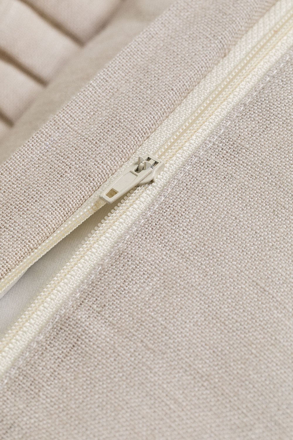 Square Linen Cushion (50x50 cm) Nandrin, gallery image 7