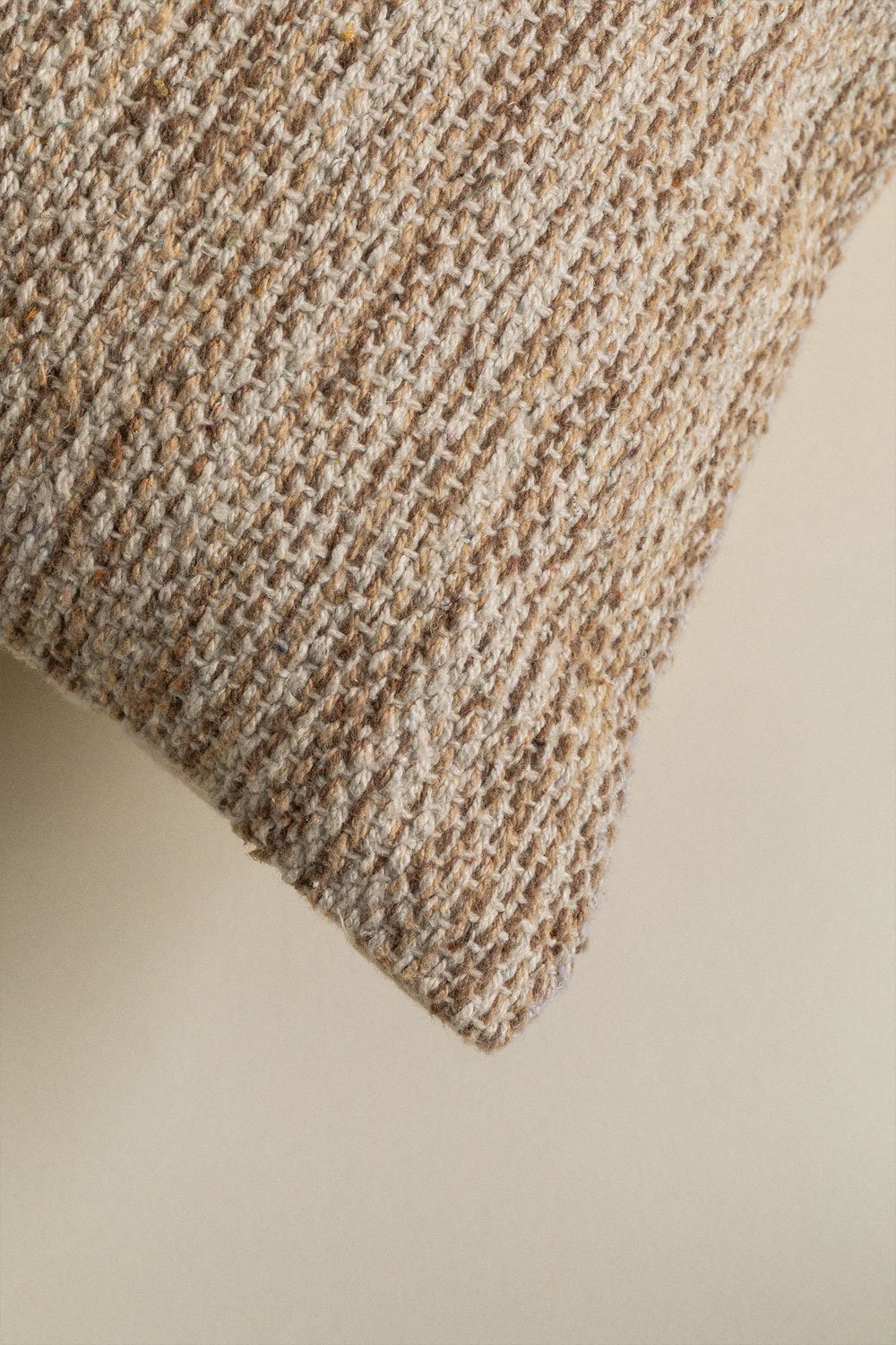 Square cushion 45x45 cm in Mayniel cotton, gallery image 5