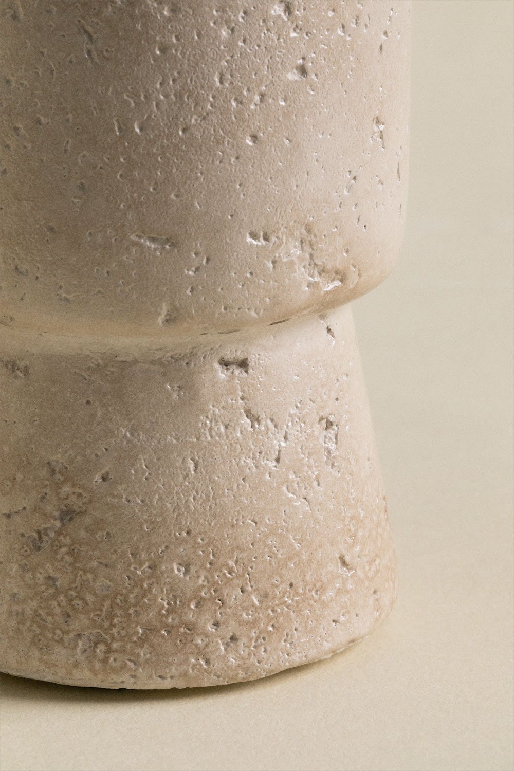 Cement Candelabra Brenan, gallery image 4