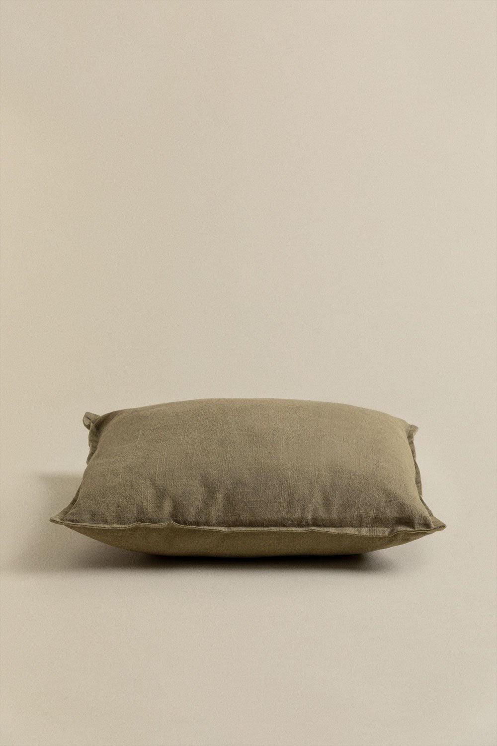 Square cushion 45x45 cm in Elezar cotton, gallery image 3