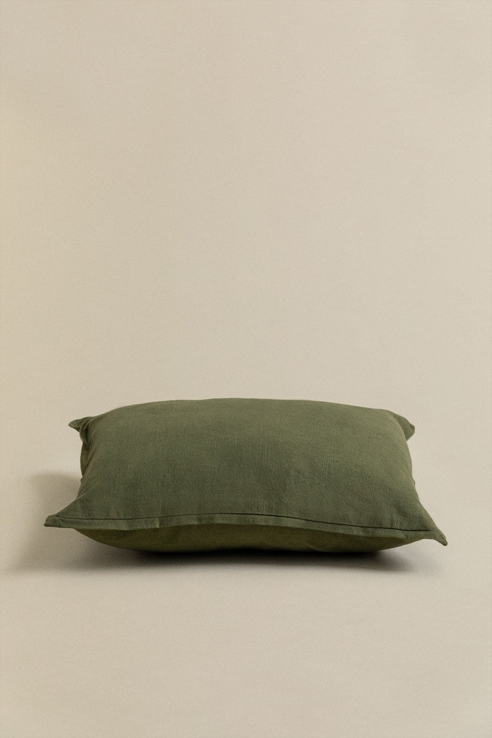 Square cushion 45x45 cm in Elezar cotton, gallery image 3