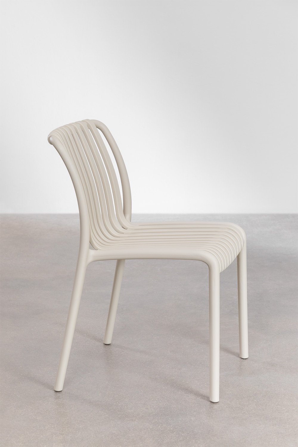 Pack of 2 Wendell polypropylene stackable garden chairs, gallery image 3