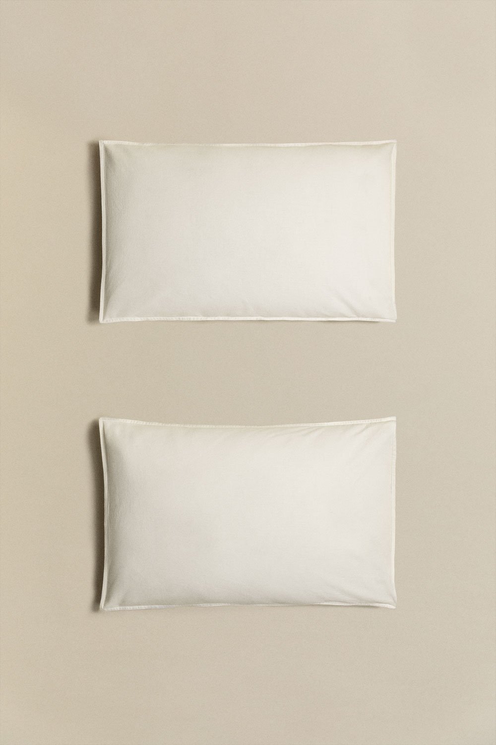 Set of 2 pillowcases in 160g/m² Sorana linen, gallery image 2