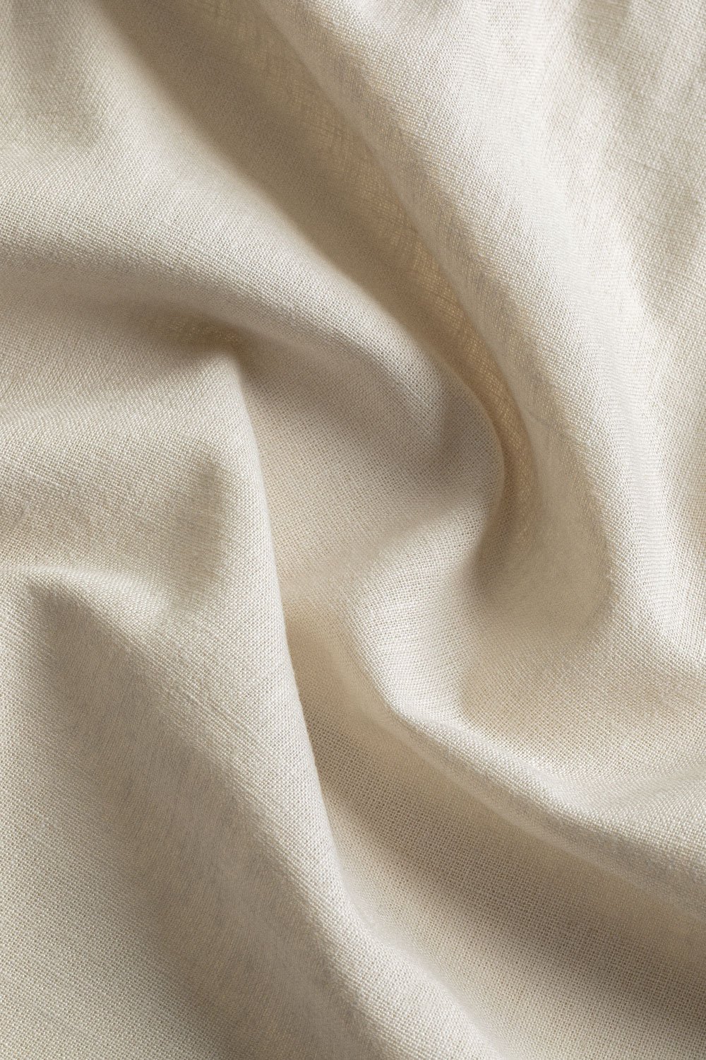 Sorana 160g/m² linen flat sheet, gallery image 3