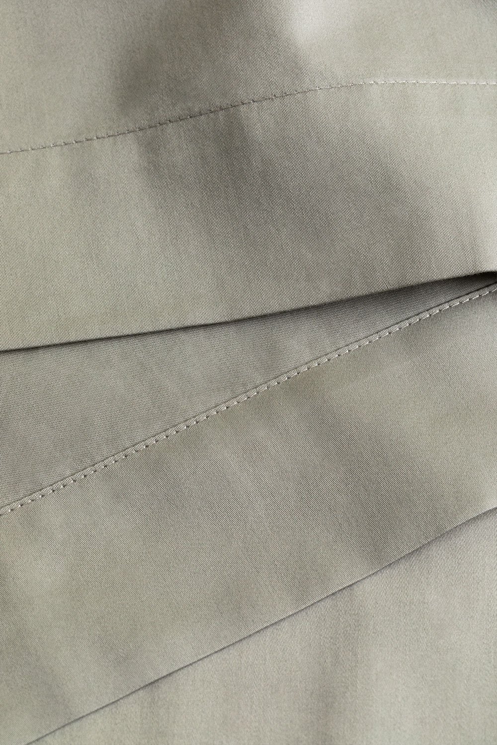 Sampras 300-thread count satin top sheet, gallery image 3