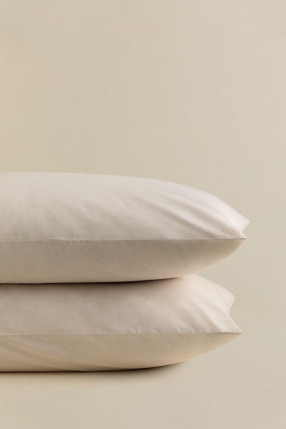 Set of 2 pillowcases in 180-thread-count Lesia cotton percale, gallery image 2