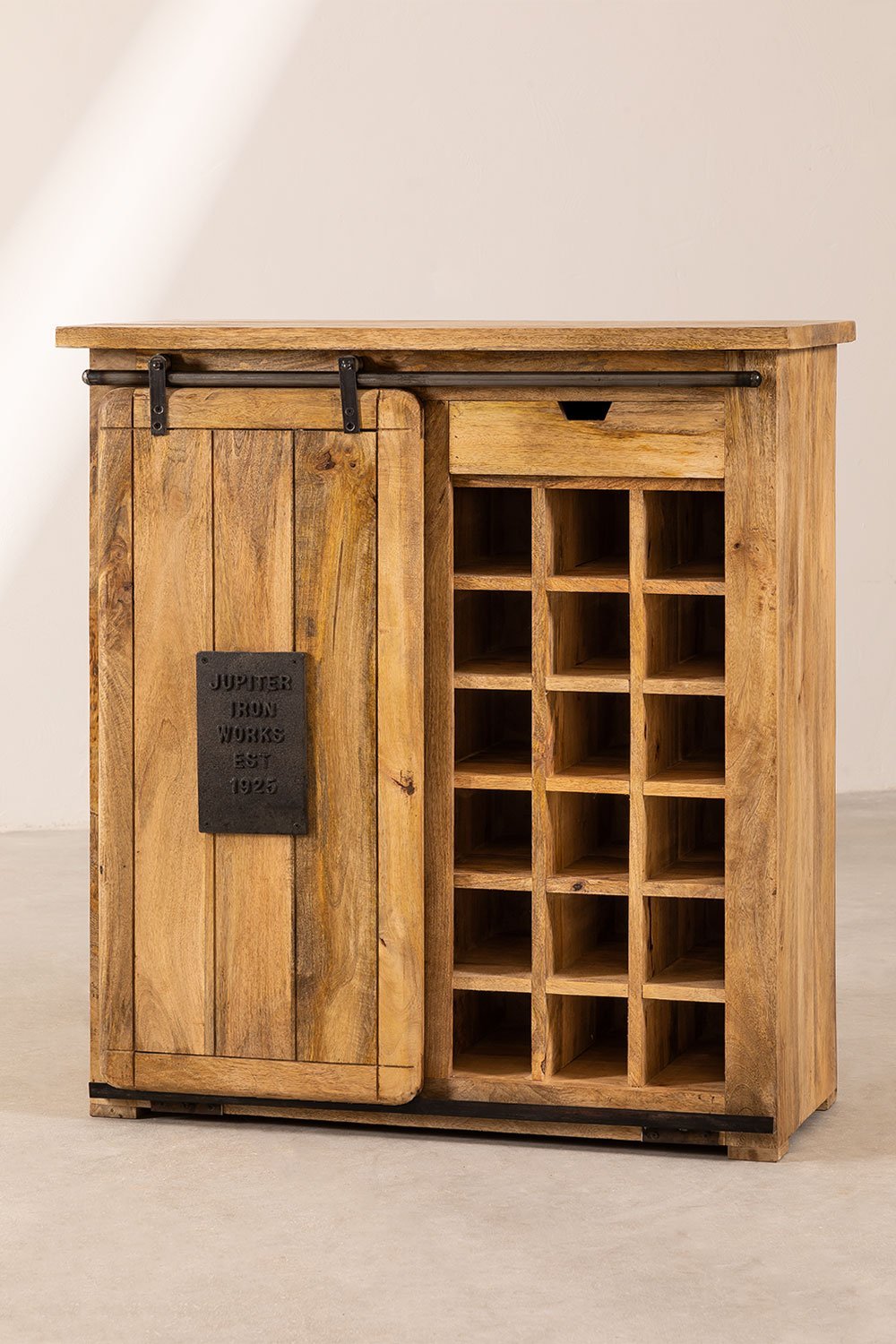 Wine cabinet with rack for 18 bottles in mango wood Uain, gallery image 4