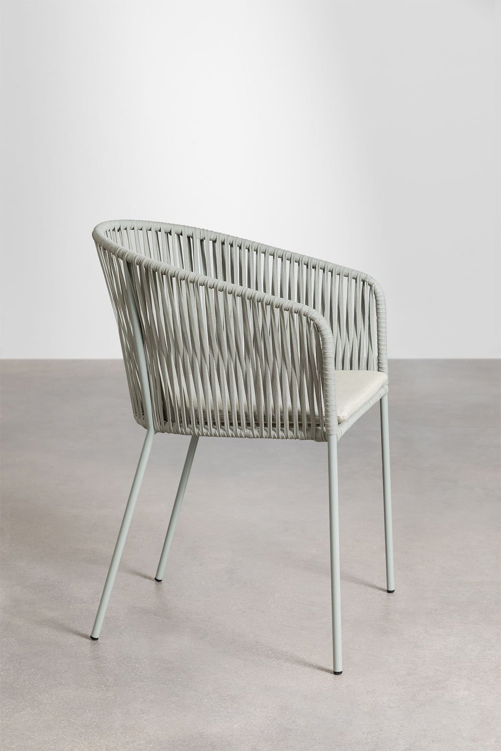 Jocelyn dining chair with iron armrests and braided rope, gallery image 3