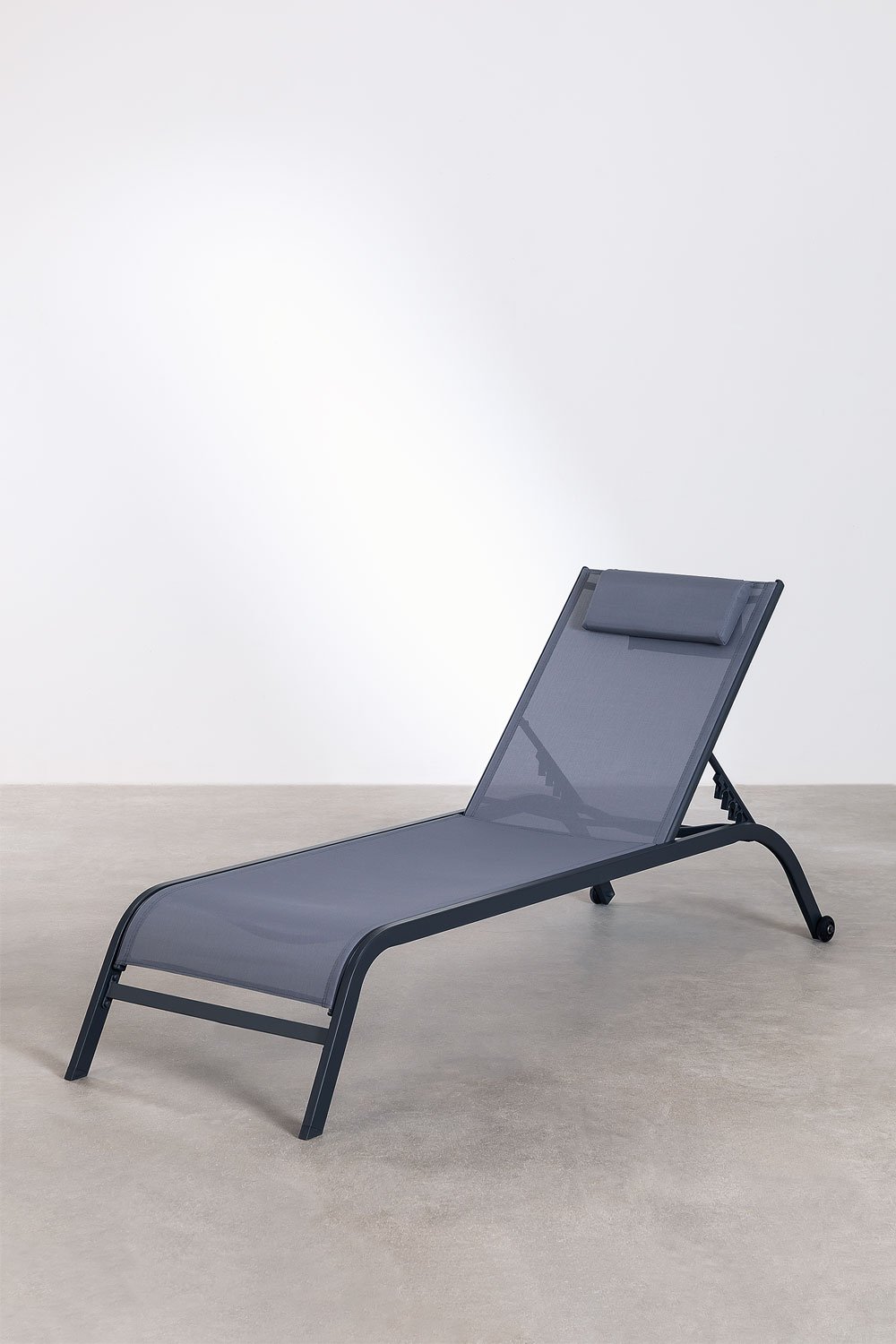 Therys Reclining Lounger with Cushion, gallery image 2