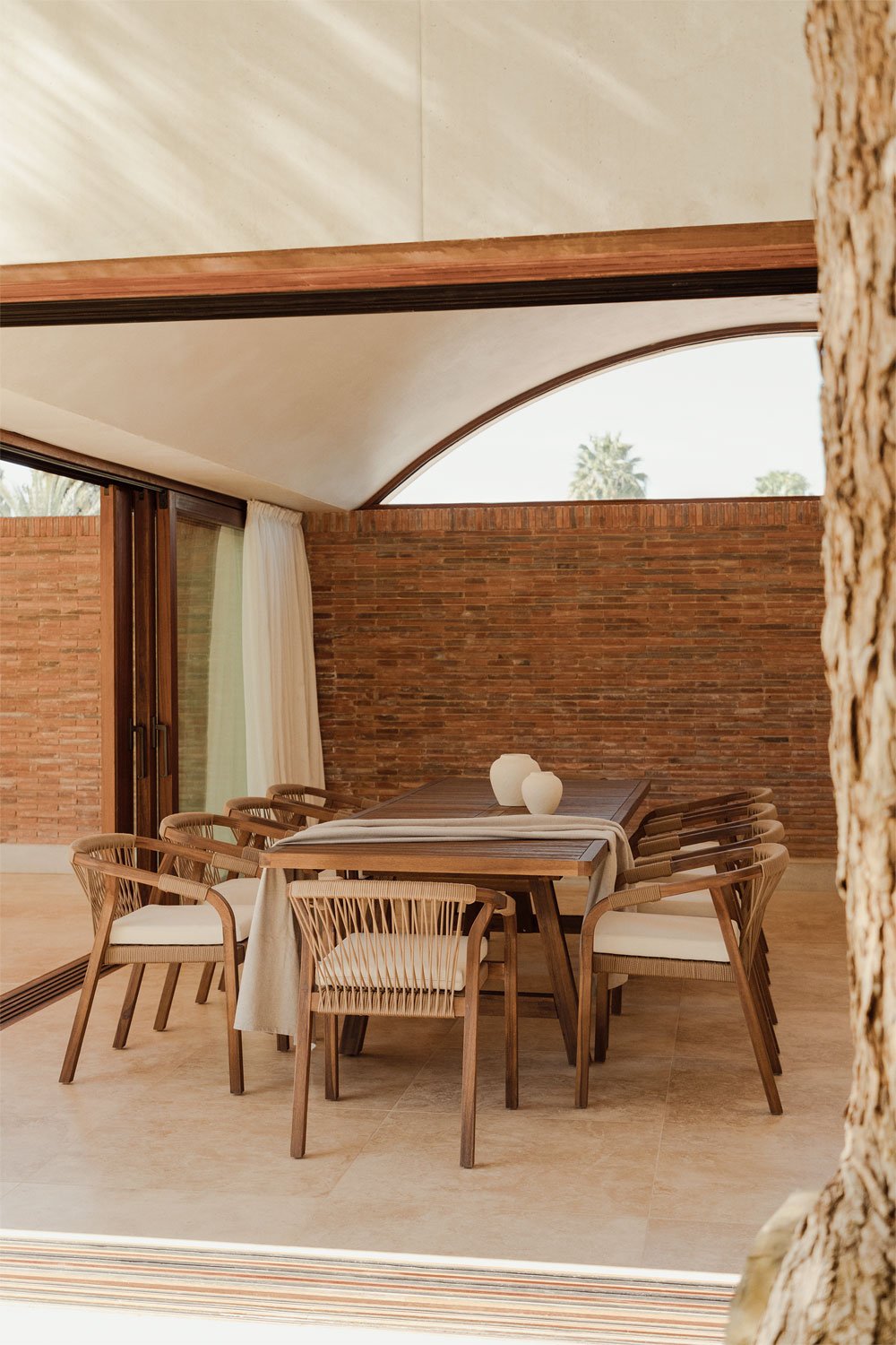 Rectangular Extendable Dining Table in Acacia Wood (200-300x100 cm) Dubai, gallery image 1