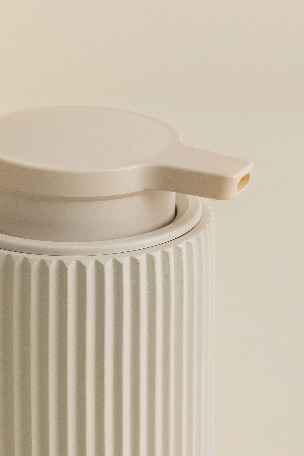 Yiriel bathroom set, gallery image 3