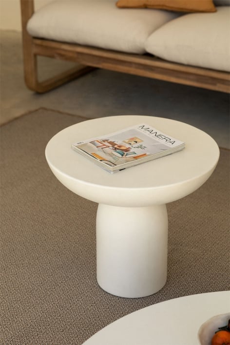 Round garden side table Ø50 cm in Zenadia cement