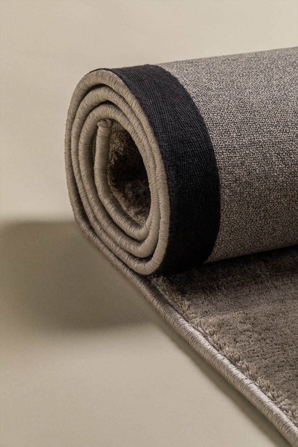 Rectangular polyester Daroca rug, gallery image 2