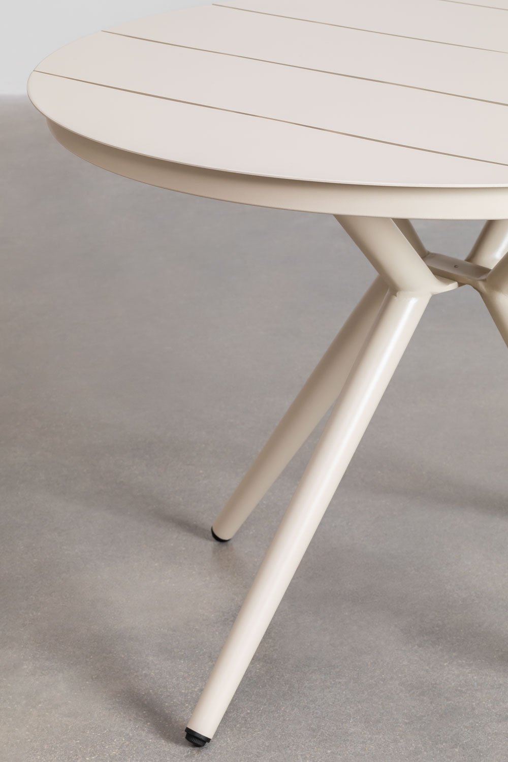 Valerie round aluminum table set (Ø100 cm) and 4 Maeba garden chairs, gallery image 3