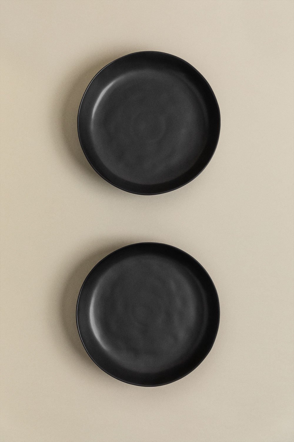 Pack of 2 Belvere stoneware deep plates, gallery image 3
