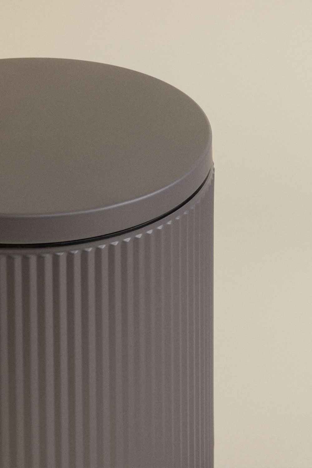 Midler 5L Pedal Bin, gallery image 3